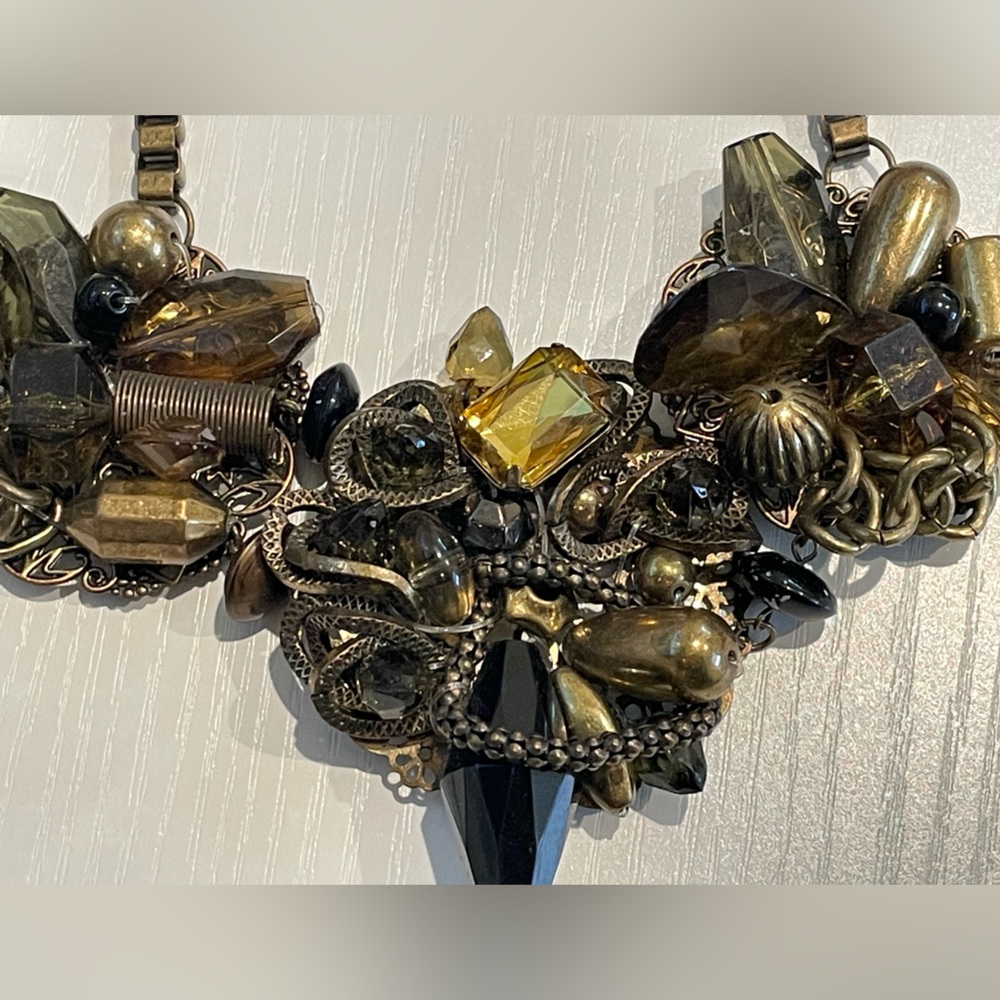 Vintage Wild Choker Square Box Necklace, 3 large black, gold multi tone flowers